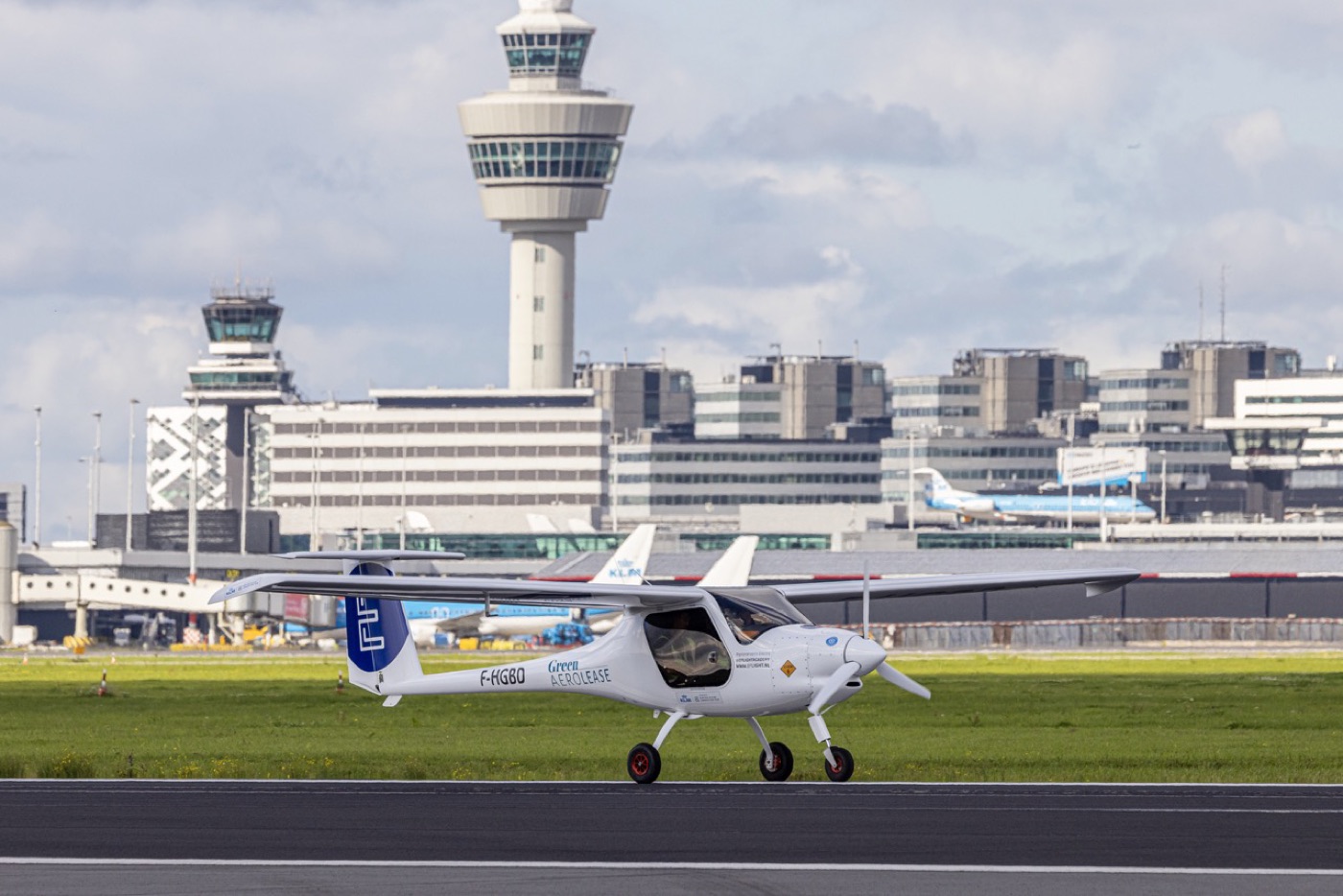 Electric flight at Schiphol